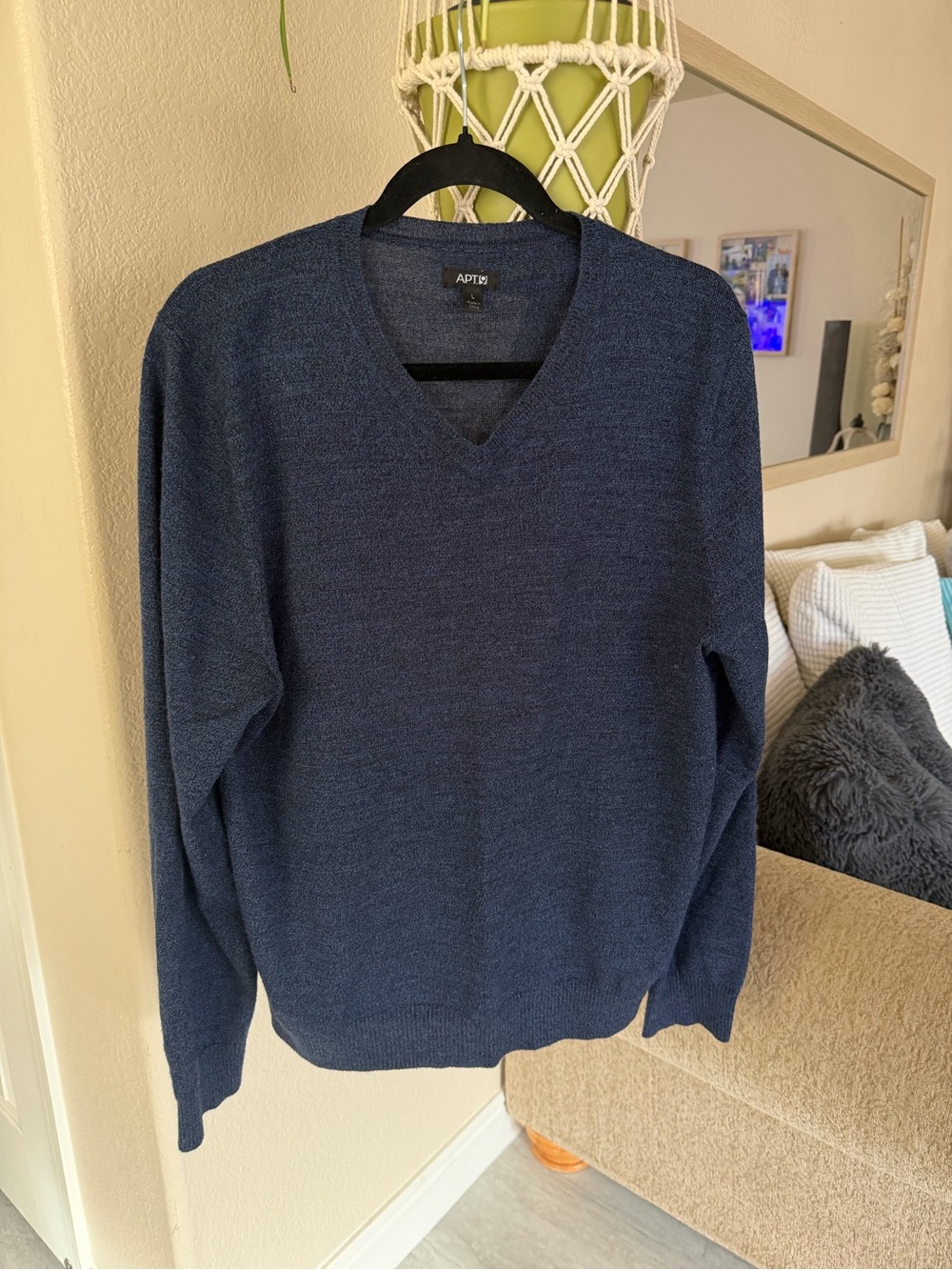 Apt. 9 Men's Dark Navy V-Neck Sweater